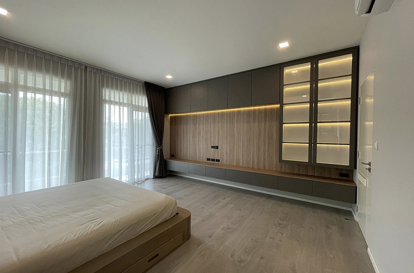 House with Shared Pool in Bangnatrad 