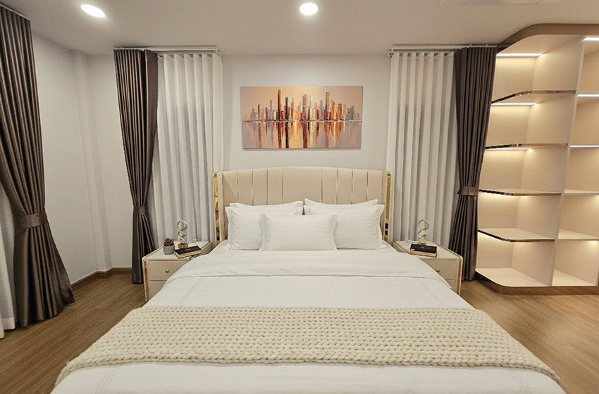 House with Shared Pool in Bangnatrad 