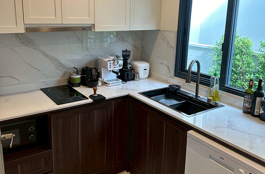 House with Shared Pool in Bangnatrad 