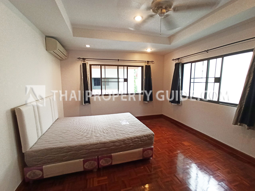 House with Shared Pool in Nichada Thani 