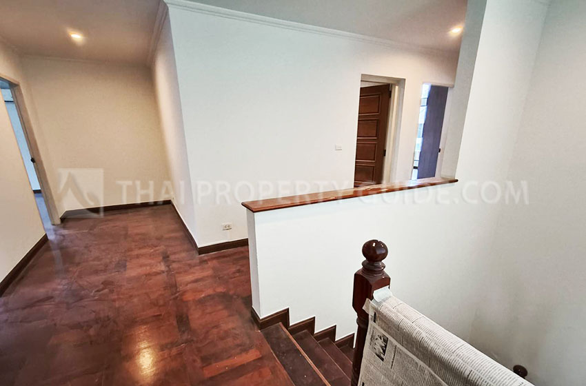House with Shared Pool in Nichada Thani 