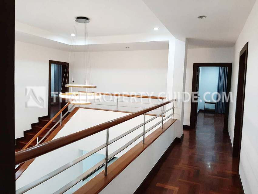 House with Shared Pool in Nichada Thani 