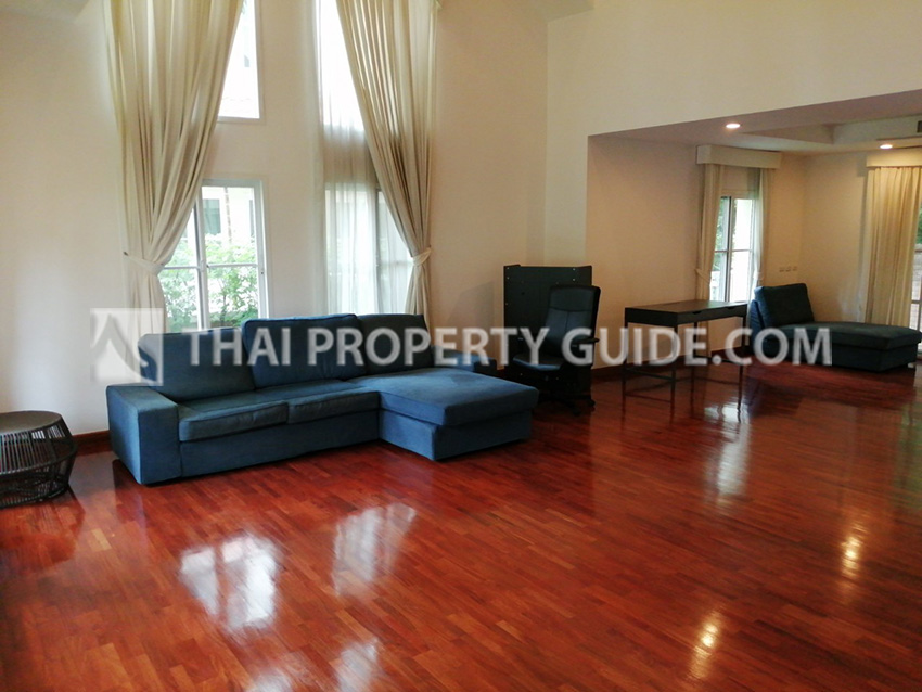 House with Shared Pool in Nichada Thani 