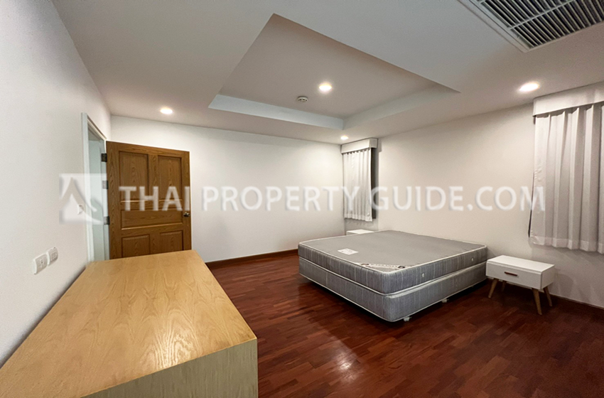 House with Shared Pool in Nichada Thani 