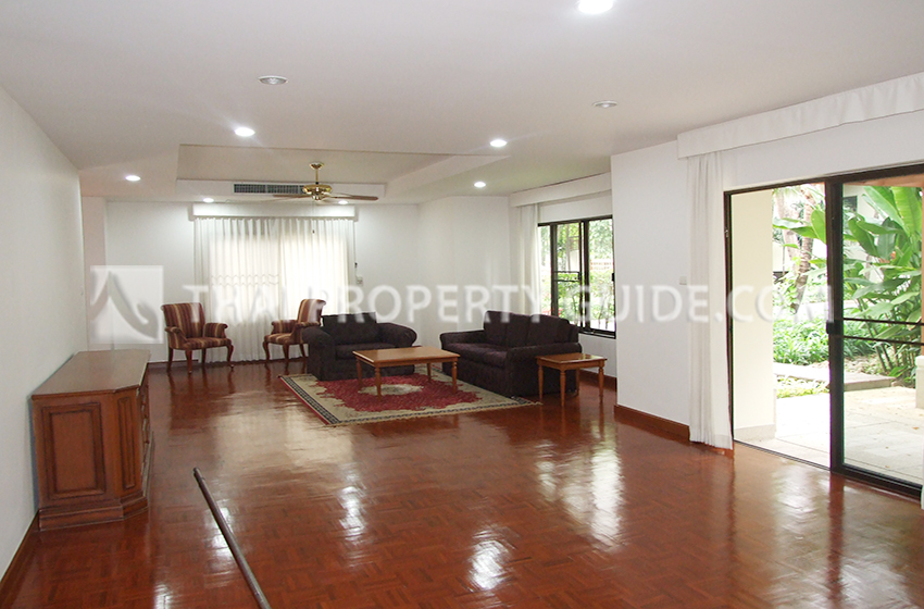 House with Shared Pool in Nichada Thani 