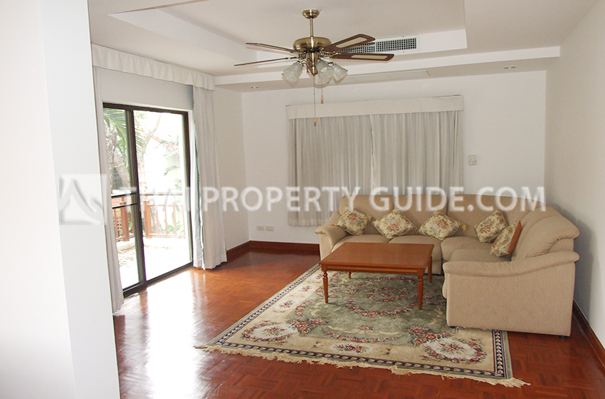 House with Shared Pool in Nichada Thani 