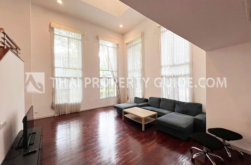 House with Shared Pool in Nichada Thani 