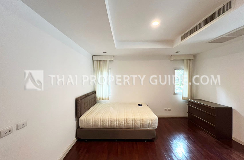 House with Shared Pool in Nichada Thani 