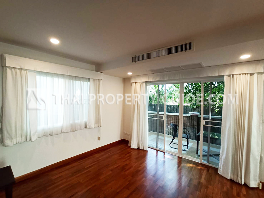 House with Shared Pool in Nichada Thani 