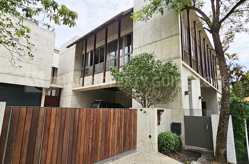House with Shared Pool in Nichada Thani 