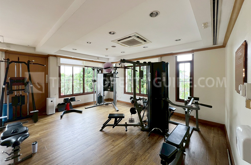 House with Shared Pool in Pattanakarn 