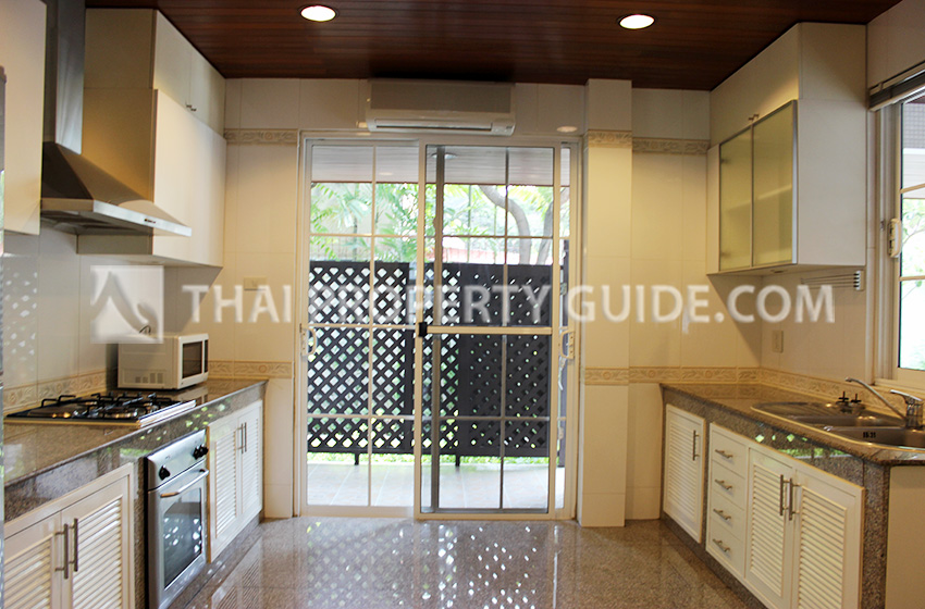 House with Shared Pool in Sukhumvit 