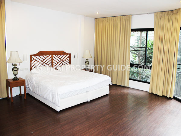House with Shared Pool in Sukhumvit 