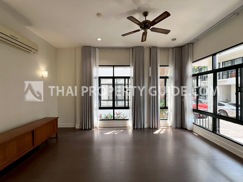 House with Shared Pool in Sukhumvit 