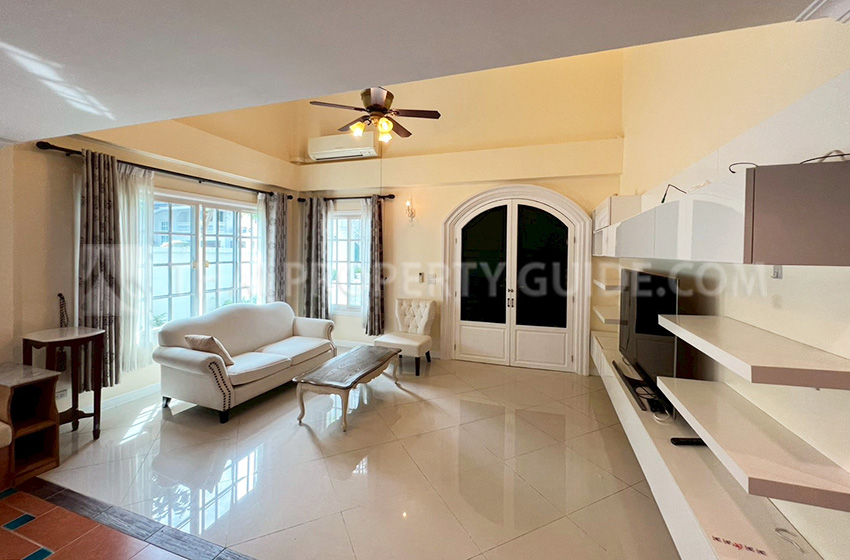 House with Shared Pool in Sukhumvit 