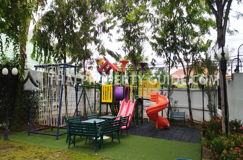 House with Shared Pool in Sukhumvit 