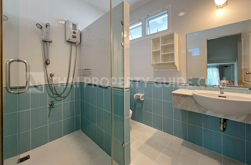 House with Shared Pool in Sukhumvit 