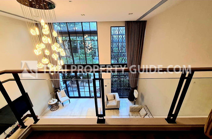 House with Shared Pool in Sukhumvit 