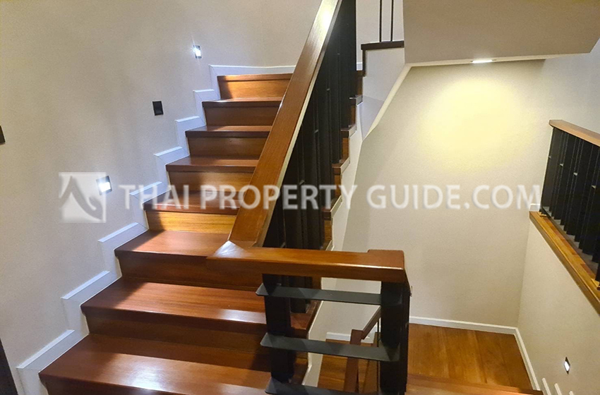 House with Shared Pool in Sukhumvit 