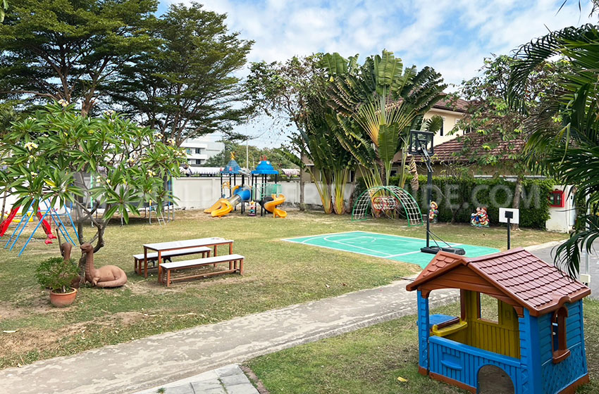 House with Shared Pool in Sukhumvit 