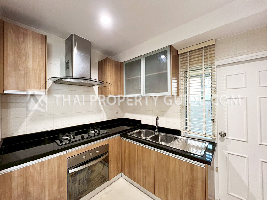 House with Shared Pool in Sukhumvit 