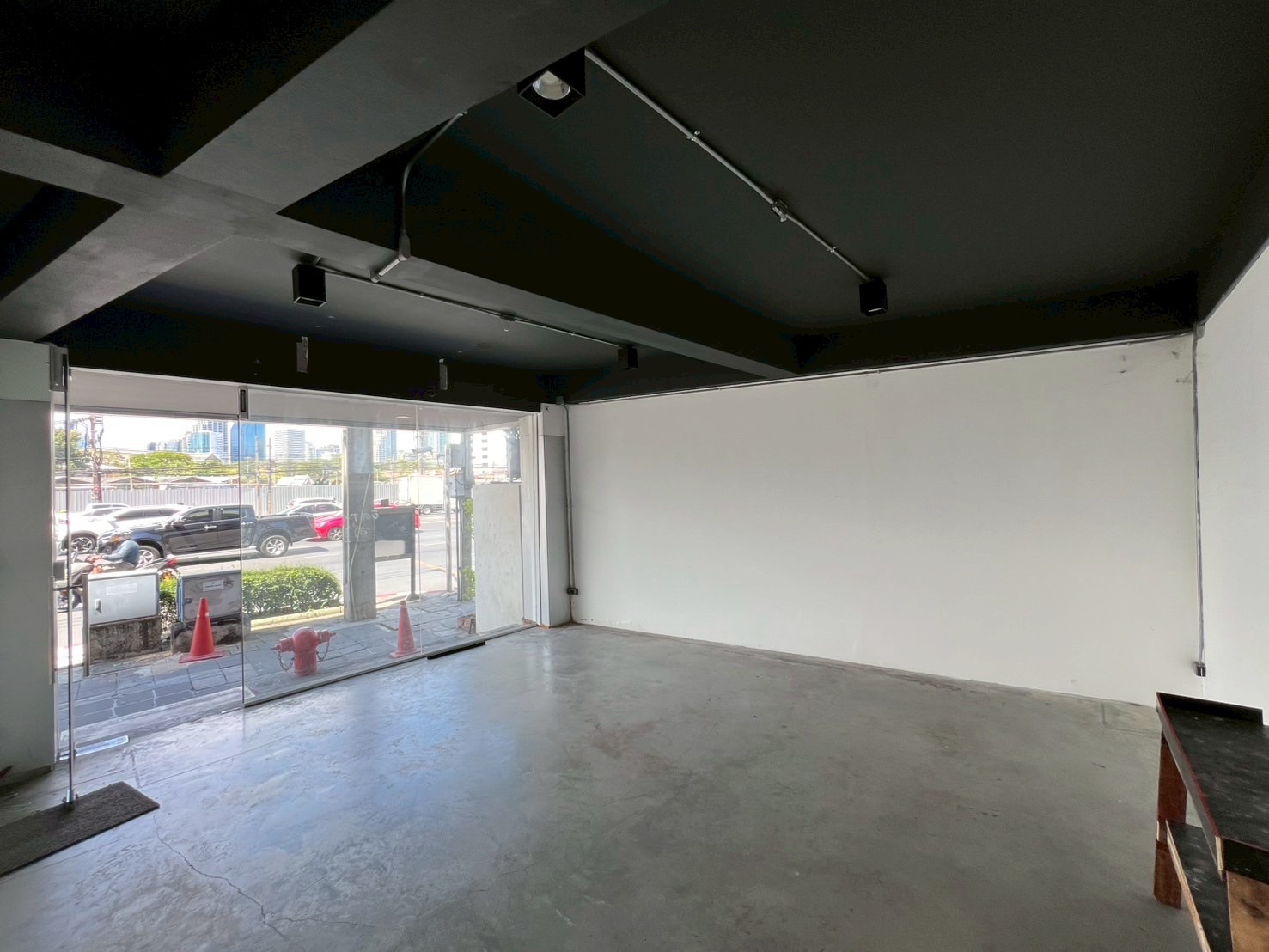 Office For Rent in Rama 4 
