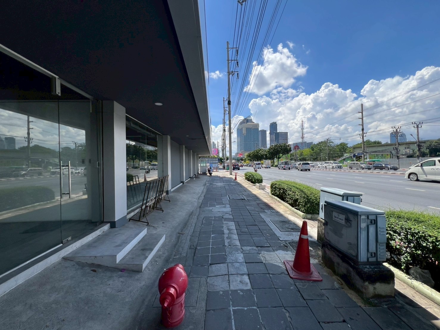 Office For Rent in Rama 4 