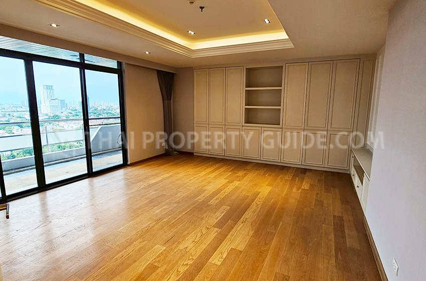 Penthouse in Nichada Thani 