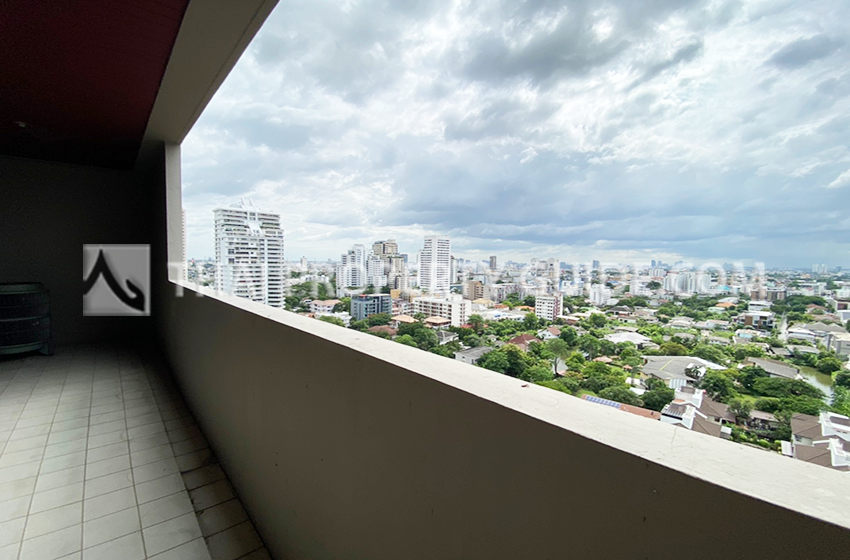 Penthouse in Sukhumvit 