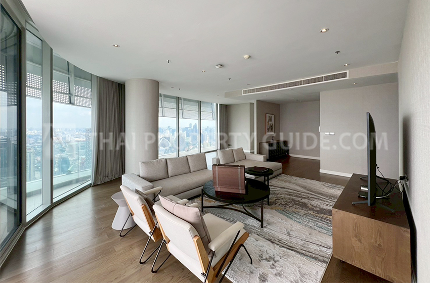 Service Apartment in Ploenchit