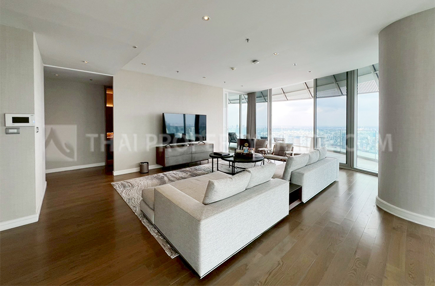 Service Apartment in Ploenchit