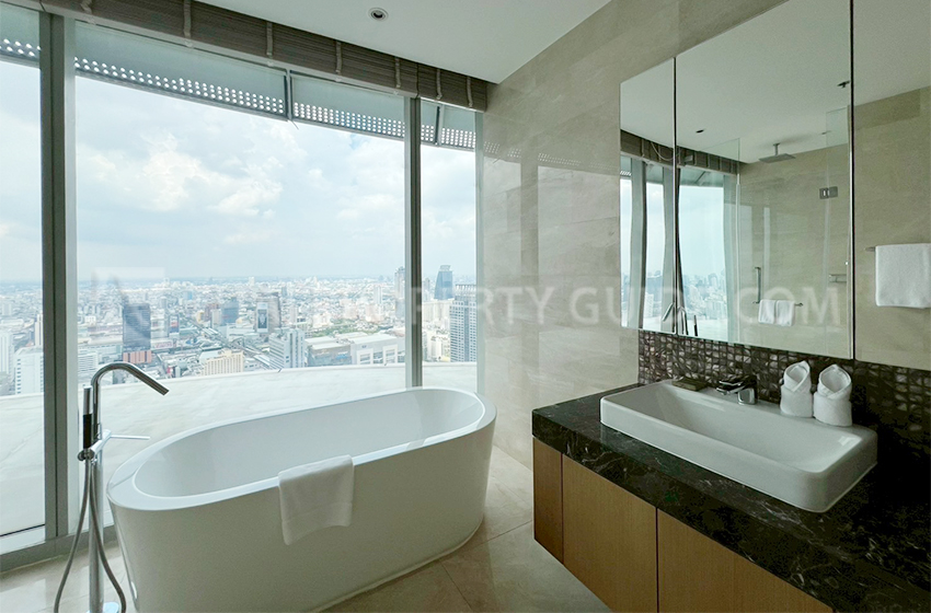 Service Apartment in Ploenchit