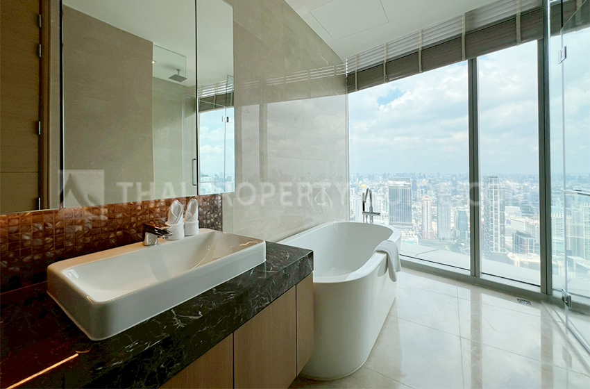 Service Apartment in Ploenchit