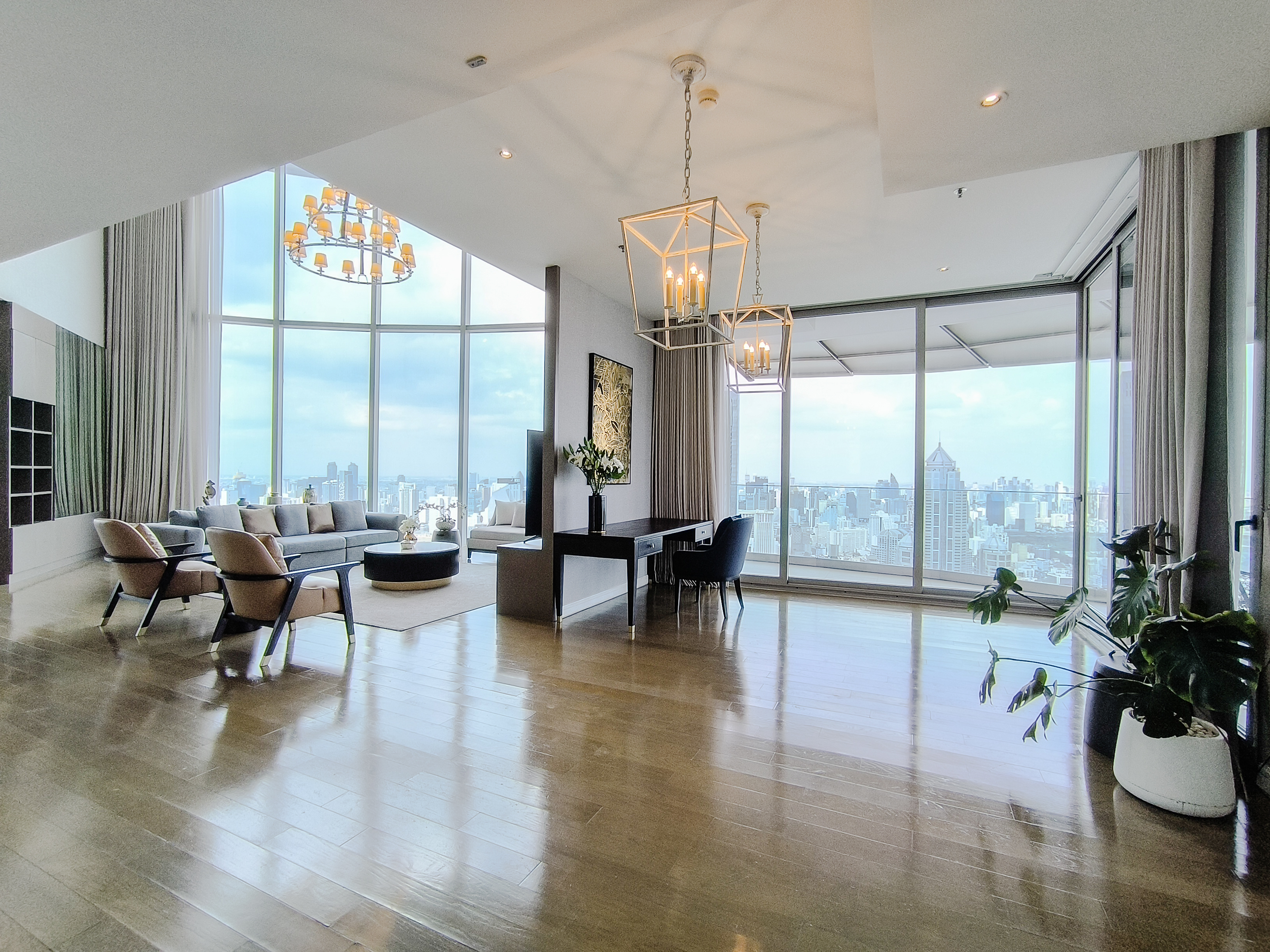 Service Apartment in Ploenchit