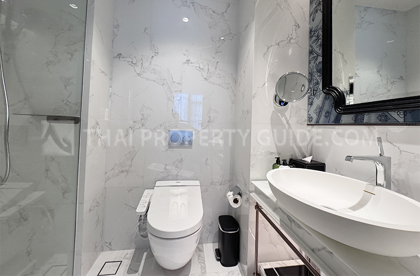 Service Apartment in Sukhumvit 