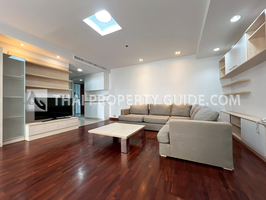 Service Apartment in Sukhumvit 