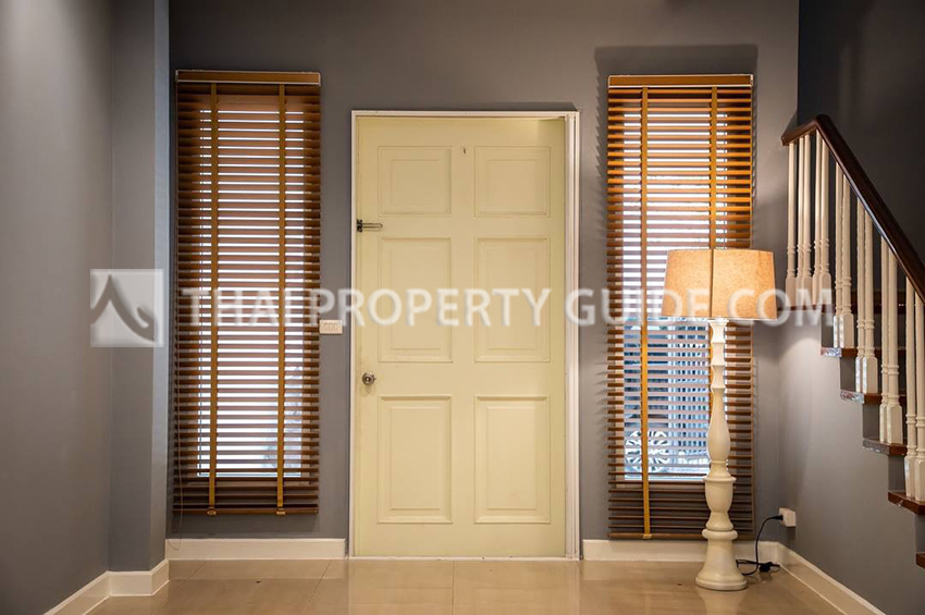 Townhouse in Rama​ 9​ -​ Ramintra 