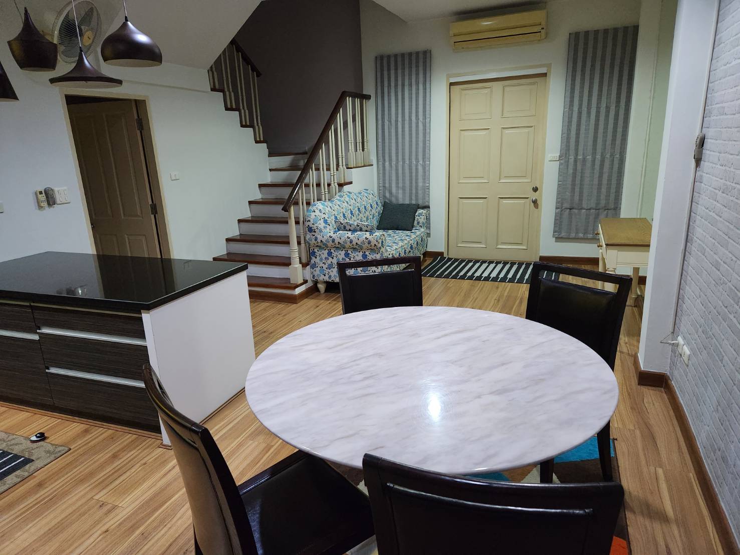 Townhouse in Rama​ 9​ -​ Ramintra 
