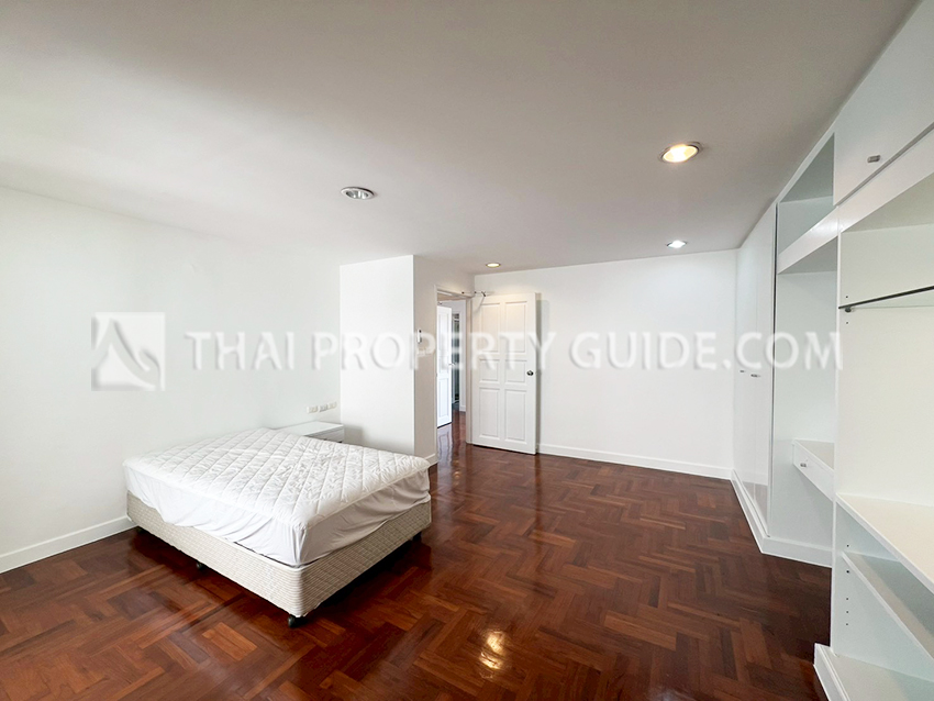 Townhouse in Sathorn 