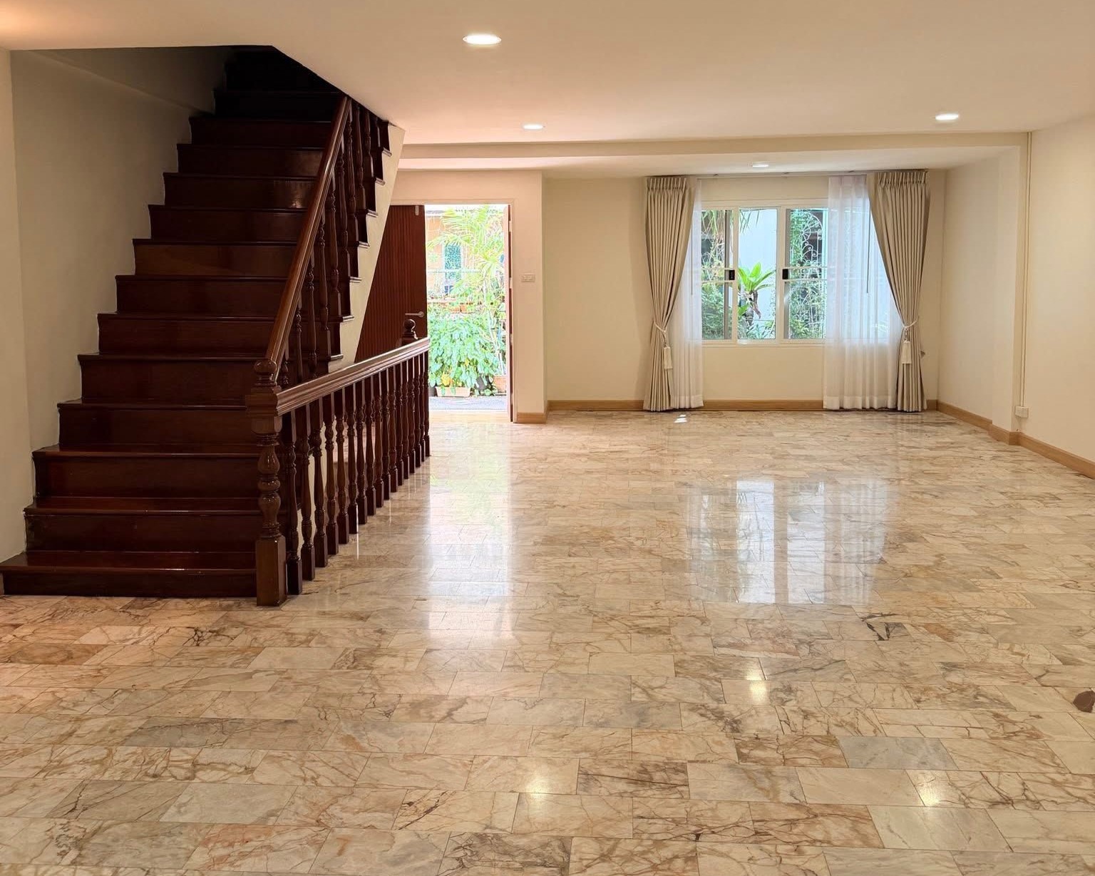 Townhouse in Sathorn 