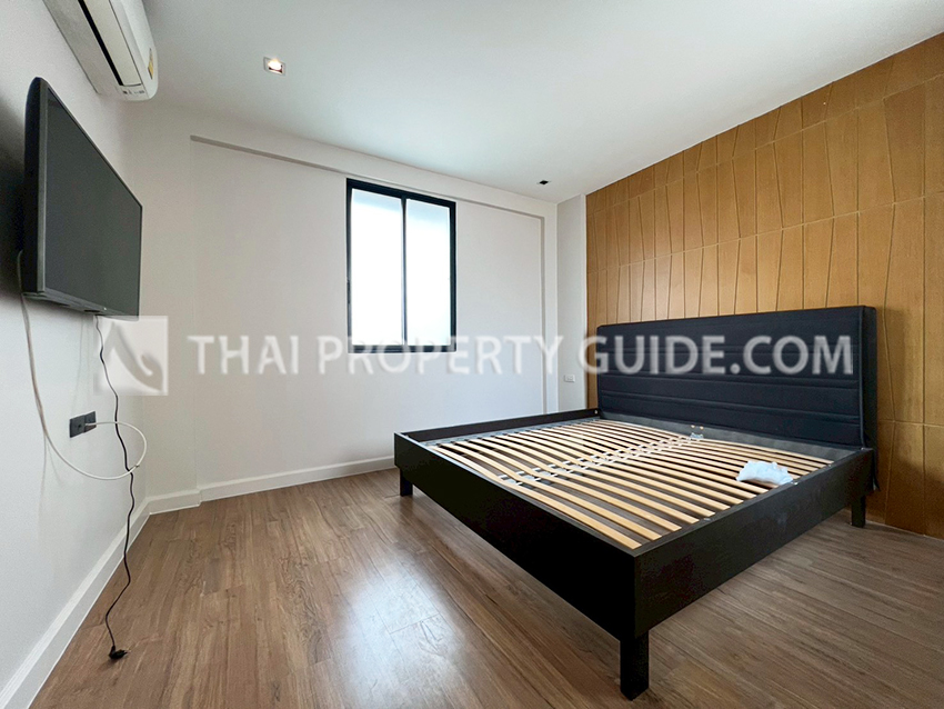 Townhouse in Sukhumvit 