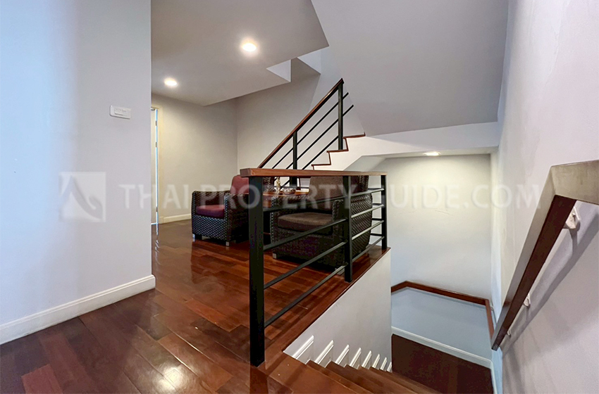 Townhouse in Sukhumvit 