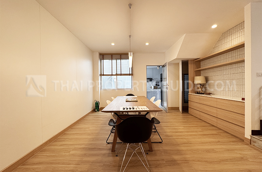 Townhouse in Sukhumvit 