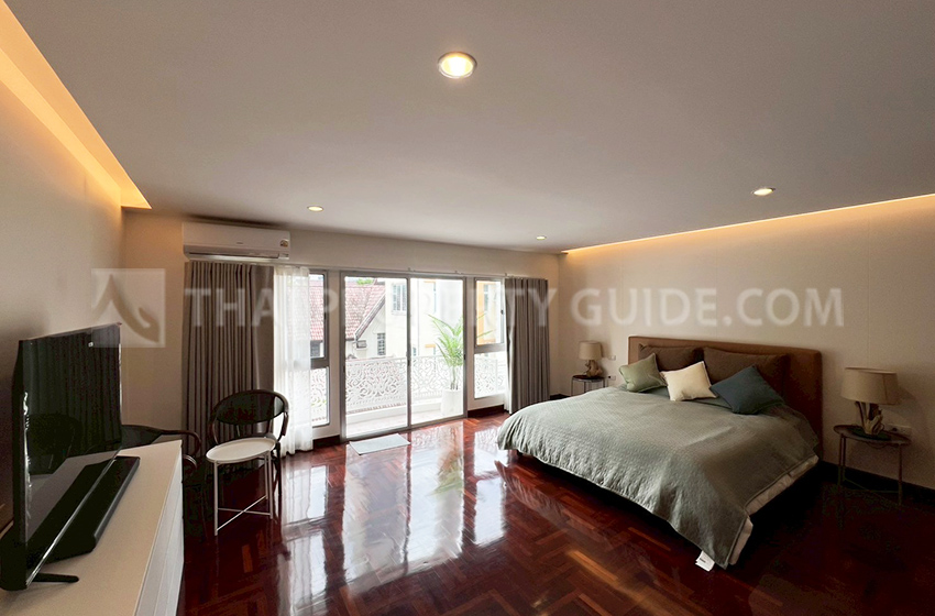Townhouse in Sukhumvit 