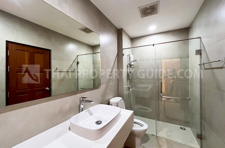 Townhouse in Sukhumvit 
