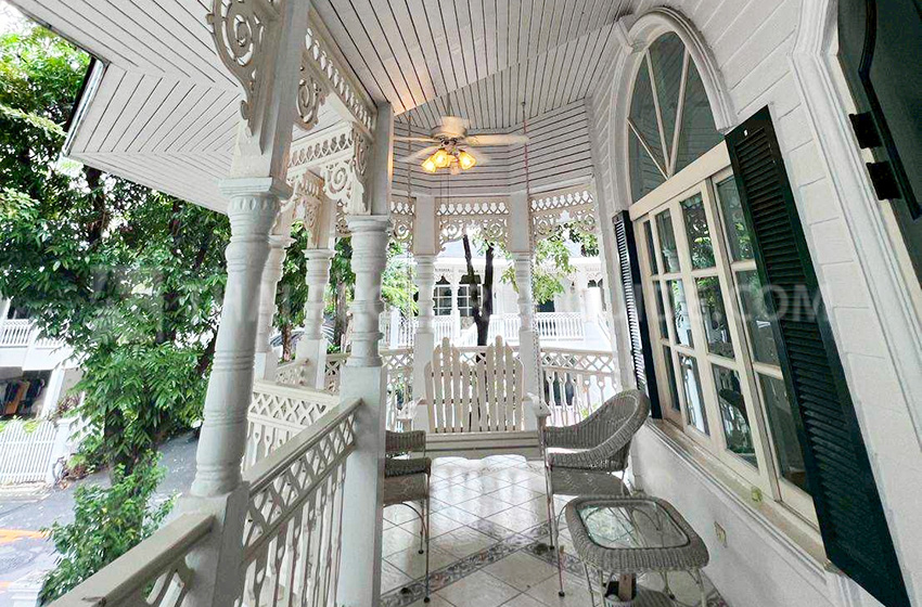 Townhouse in Sukhumvit 