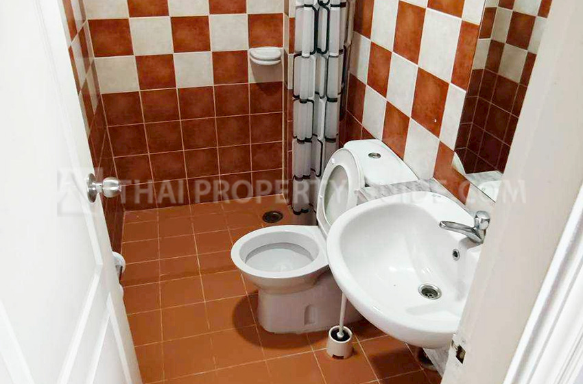 Townhouse in Sukhumvit 
