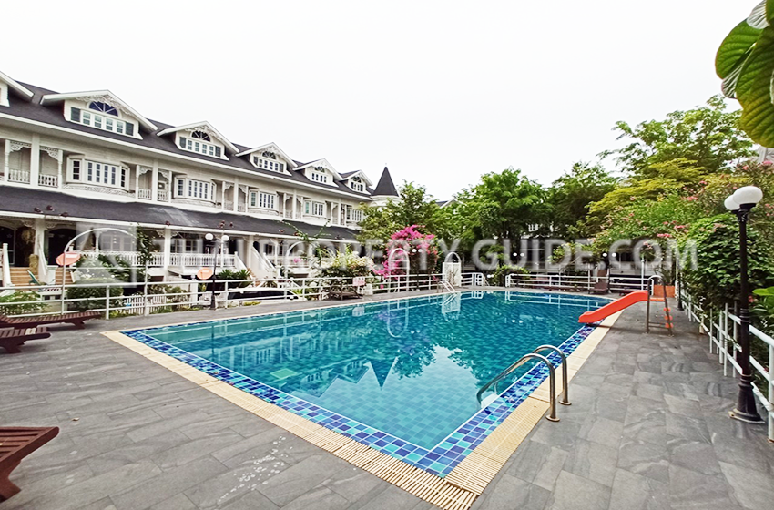 Townhouse in Sukhumvit 