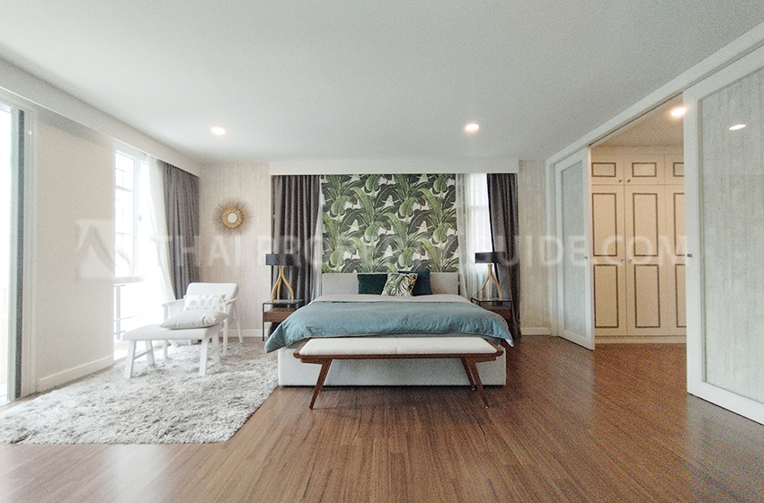Townhouse in Sukhumvit 