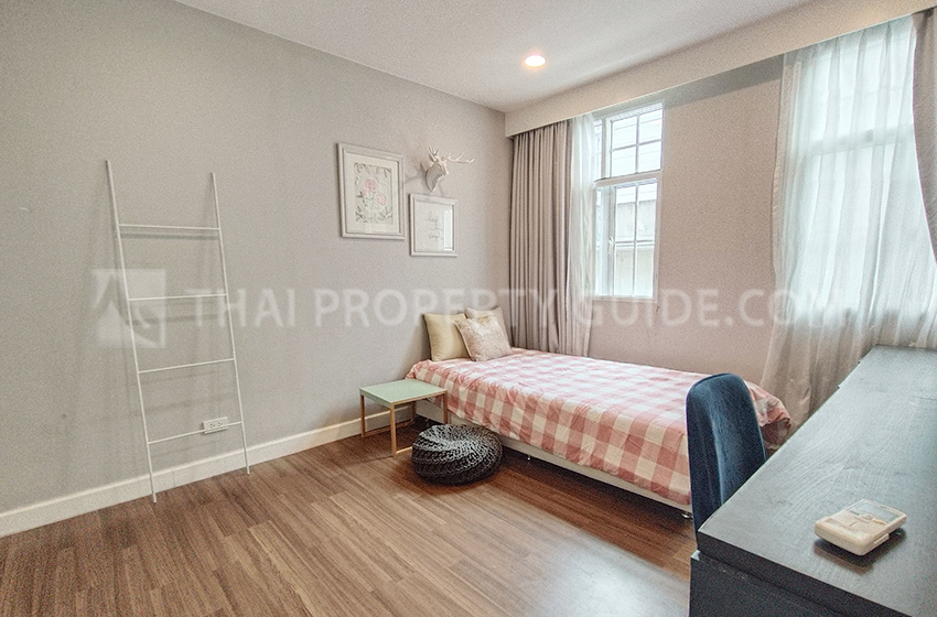 Townhouse in Sukhumvit 